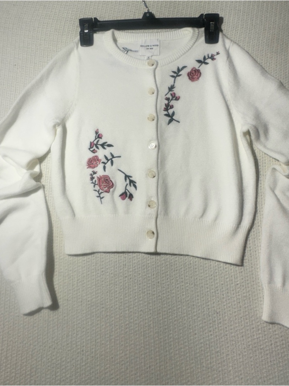 Willow & Wind White Floral Embroidered Button Cardigan